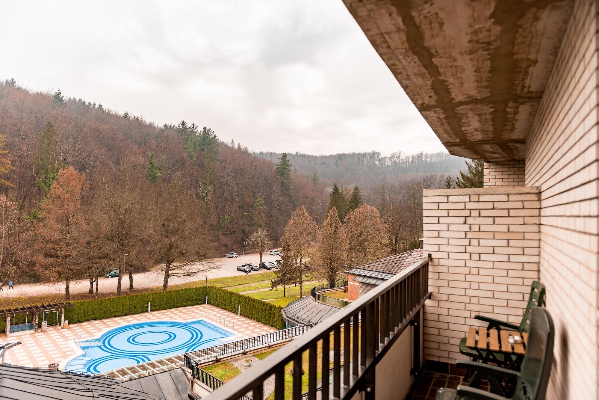 Hotel Smarjeta - Terme Krka Smarjeske Toplice Kültér fotó